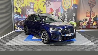 DS - DS7 CROSSBACK GRAND CHIC RIVOLI E-TENSE 300 HYBRIDE 4x4 EAT8 