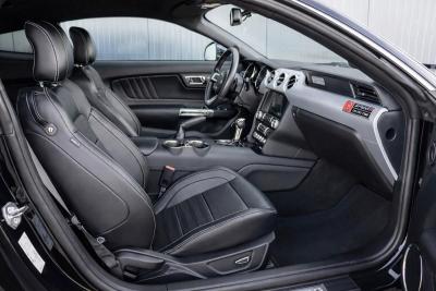FORD - MUSTANG FASTBACK GT 5.0l V8 421cv BVA6 LOOK SHELBY GT 500r