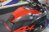 DUCATI - DIAVEL RED CARBONE