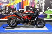 DUCATI - DIAVEL RED CARBONE