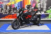 DUCATI - DIAVEL RED CARBONE