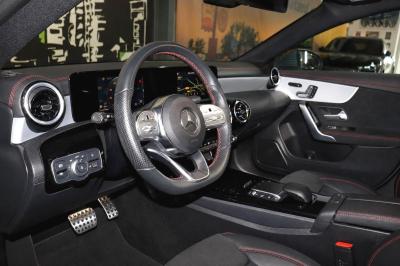 MERCEDES-BENZ - CLA SHOOTING BRAKE II (X118) AMG 200d 4MATIC 8G-DCT  