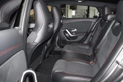 MERCEDES-BENZ - CLA SHOOTING BRAKE II (X118) AMG 200d 4MATIC 8G-DCT  