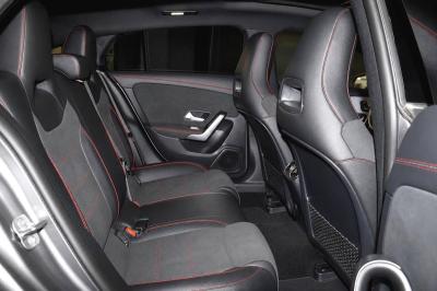 MERCEDES-BENZ - CLA SHOOTING BRAKE II (X118) AMG 200d 4MATIC 8G-DCT  