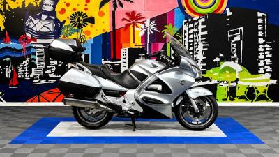 HONDA - PAN EUROPEAN ST 1300 ABS DUAL CBS