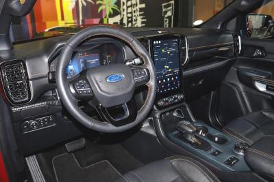FORD - RANGER MEGA RAPTOR T9 SUPER CABINE 4 PLACES 205CV BVA10 
